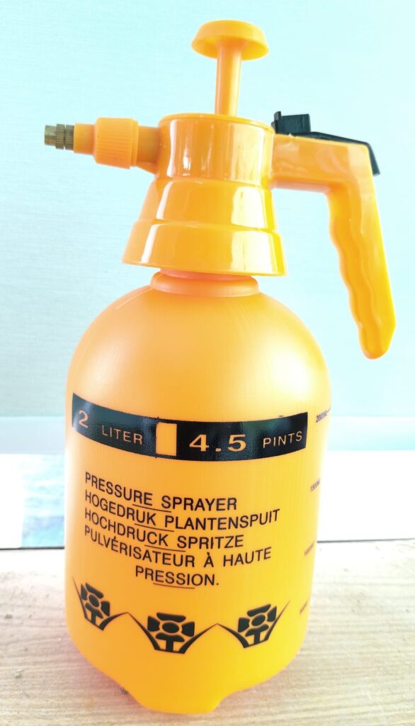 SPRAY GUN